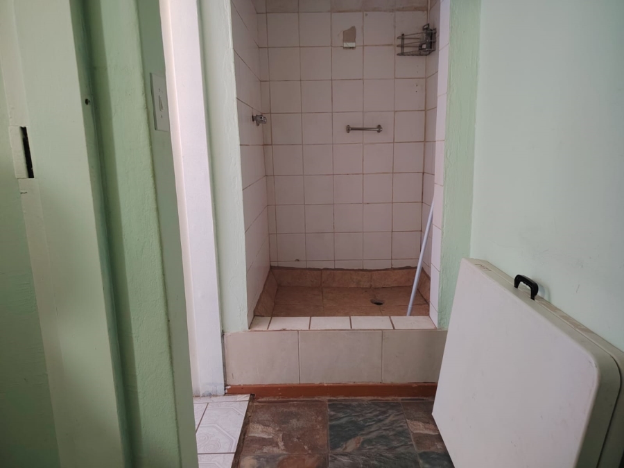 To Let 1 Bedroom Property for Rent in Oos Einde North West
